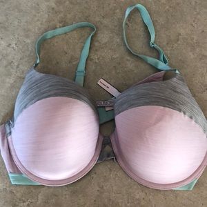 Victoria secret bra size 38D